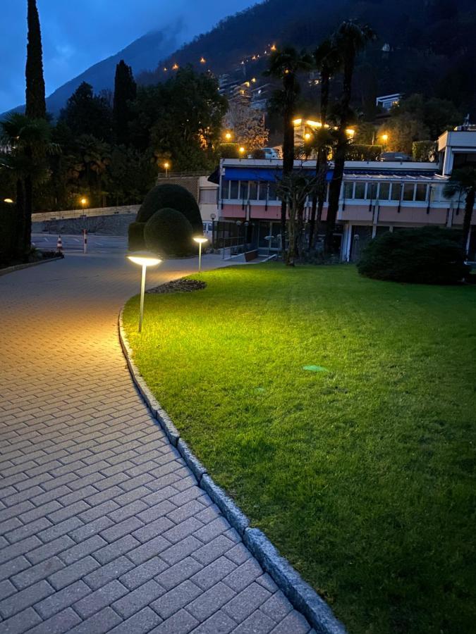 Holiday On The Lake Lugano Bissone Esterno foto