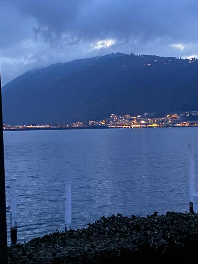 Holiday On The Lake Lugano Bissone Esterno foto
