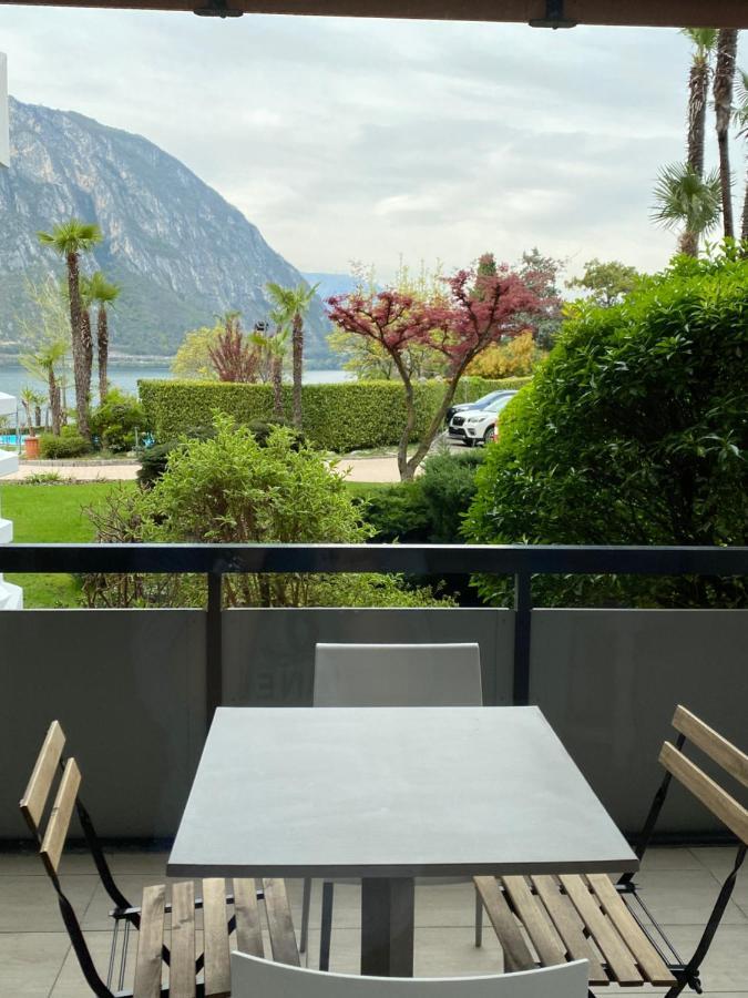 Holiday On The Lake Lugano Bissone Esterno foto